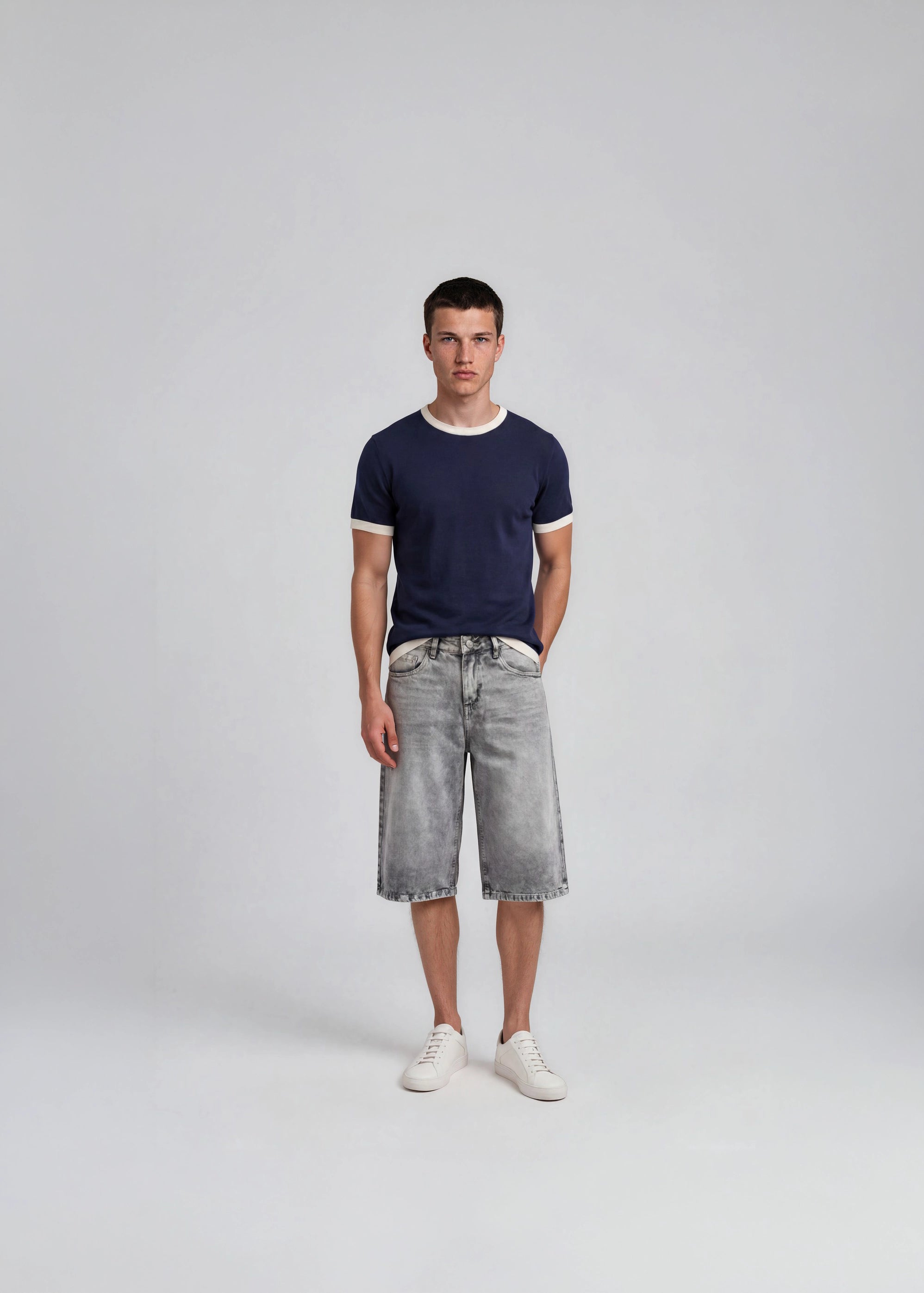 Short Largo Tono Gris Claro