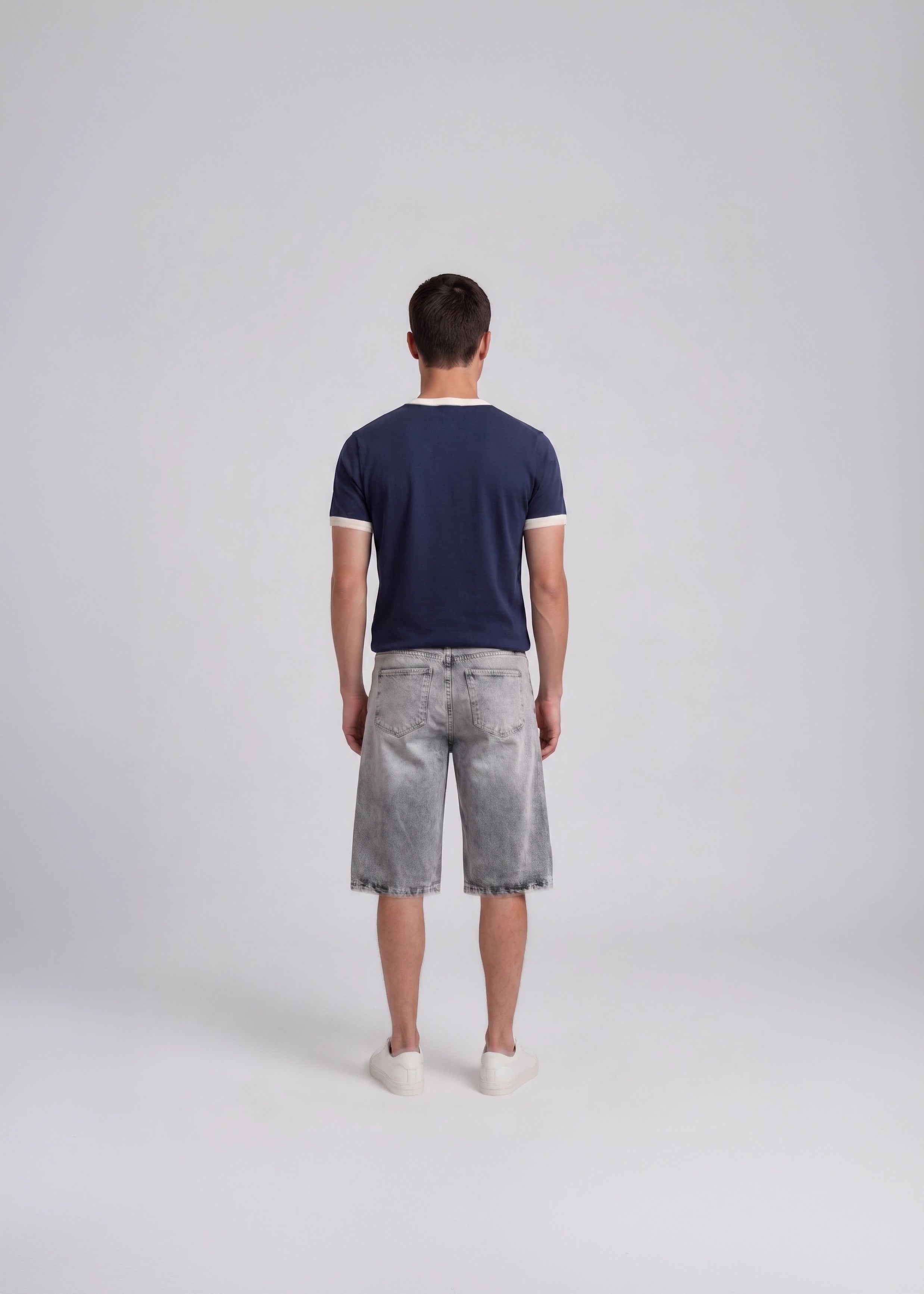 Short Largo Tono Gris Claro